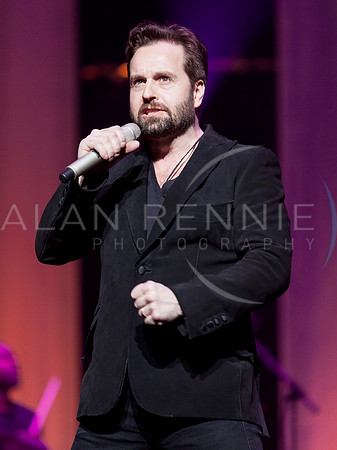 Universal_AlfieBoe_AR003