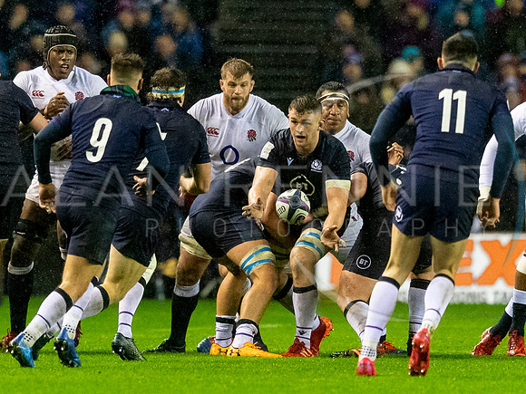 AR080220_1033