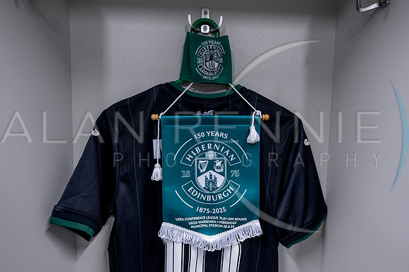 HIbs_AR280825_0002
