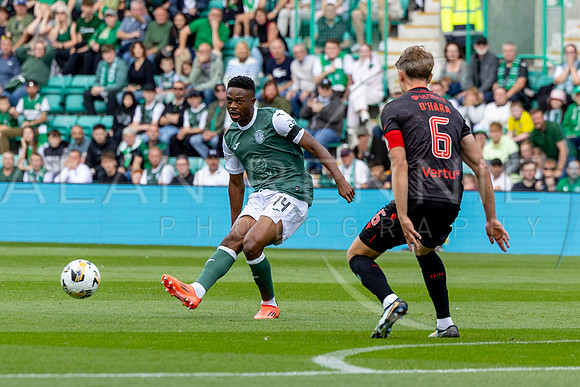 HIbs_v_ StMirren_AR310825_0540