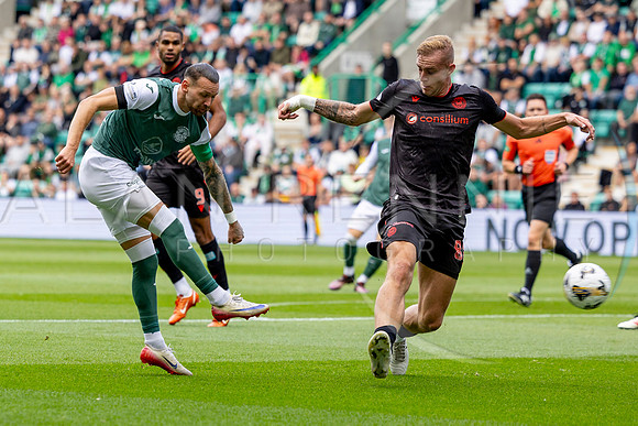 HIbs_v_ StMirren_AR310825_0610