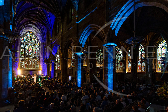 AR050624_0104
