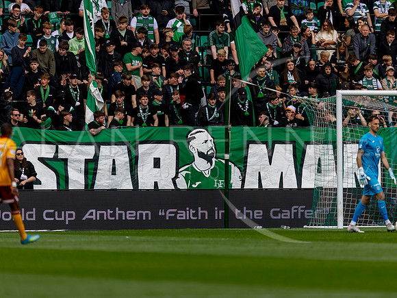 AR160526_1274