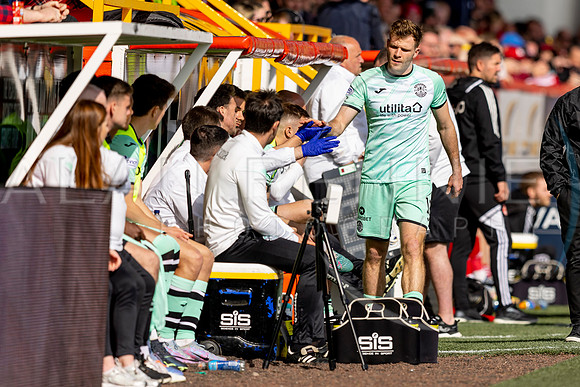 Sportpix_ScotPrem_Abr_V_Hibs_AR130523_2968