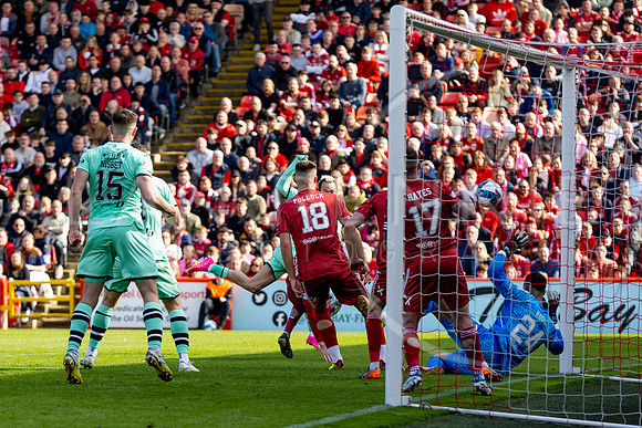 Sportpix_ScotPrem_Abr_V_Hibs_AR130523_2198