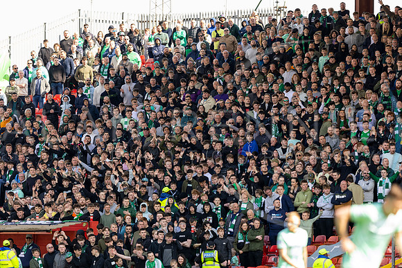Sportpix_ScotPrem_Abr_V_Hibs_AR130523_2603