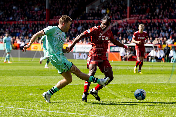 Sportpix_ScotPrem_Abr_V_Hibs_AR130523_0750
