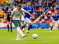 AR060926_0391