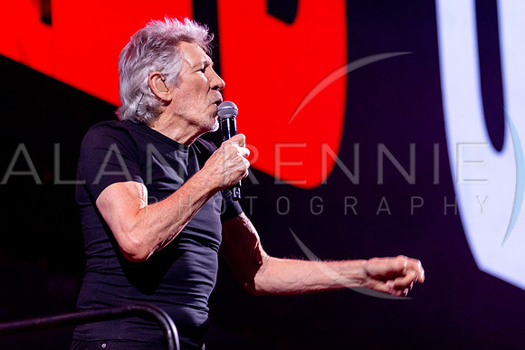 Roger Waters_ AR020623_0155