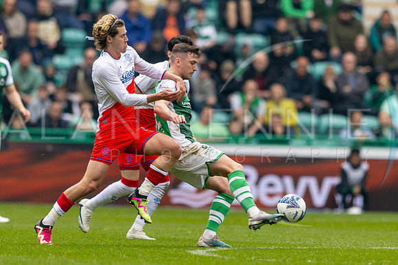 Sportpix_ScotPrem_Hibs_V_Ran_AR210523_1118