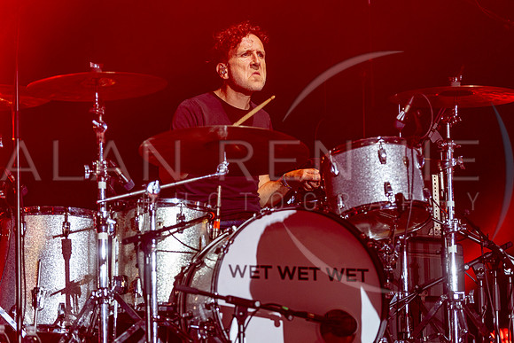 AR030923_1205