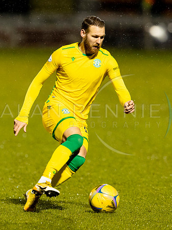 AR020221_0198