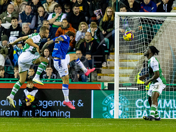 AR211022_3953