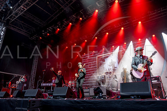Madness_AR050724_0129
