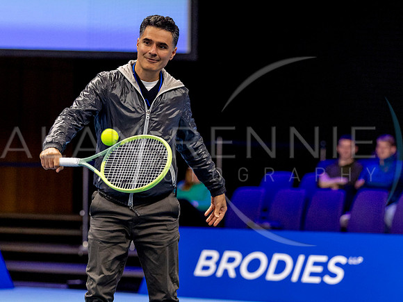 Brodies_Tennis_AR300923_1735
