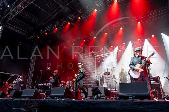Madness_AR050724_0128