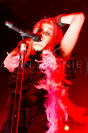 AR141115-0056
