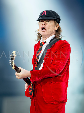 AR280615-0391