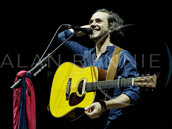 JackSavoretti_240317_12