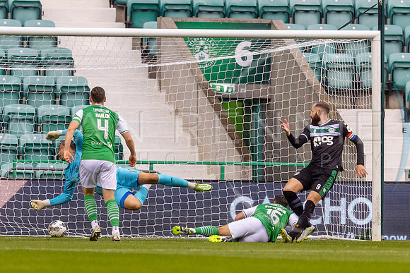 Sportpix_Hibs_V_FC Gro_AR210723_0249