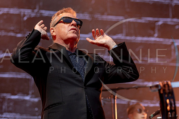 Madness_AR050724_0242
