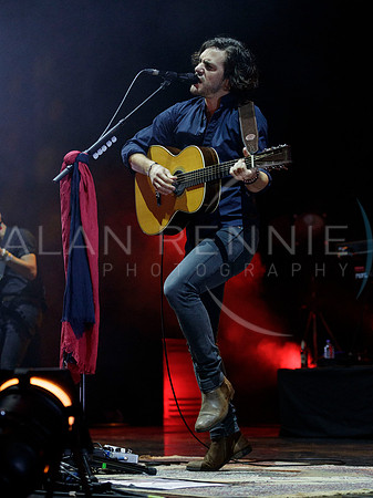 JackSavoretti_240317_04