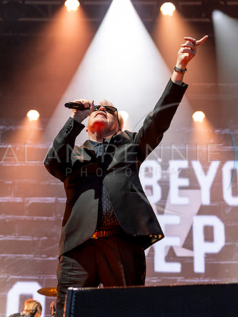 Madness_AR050724_0101