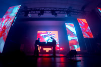 AR071221_1560