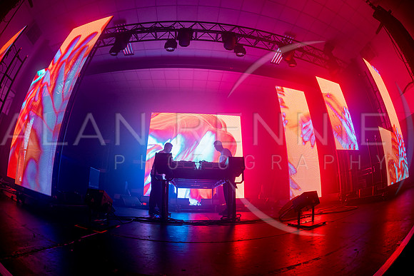 AR071221_1634