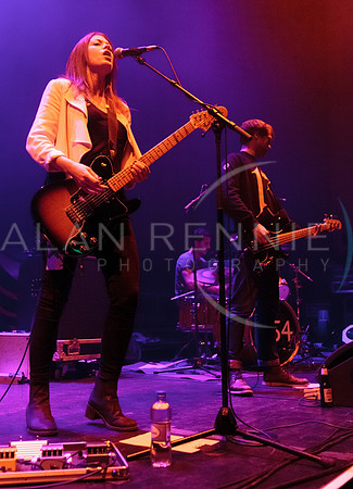 2:54 suppot The XX at Edinburgh Usher Hall