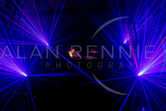 AR071221_1548