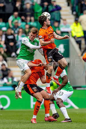 AR030525_3315