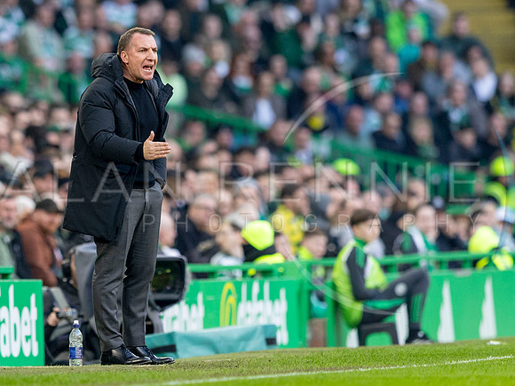 AR090325_3324