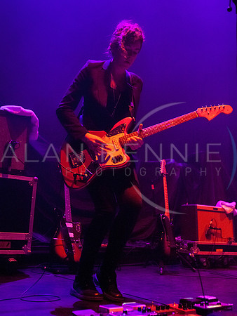 2:54 suppot The XX at Edinburgh Usher Hall