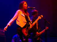 2:54 suppot The XX at Edinburgh Usher Hall