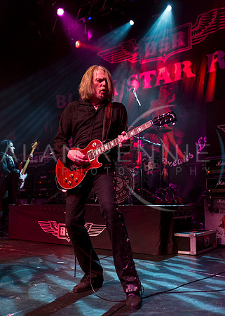 AR061213_0182