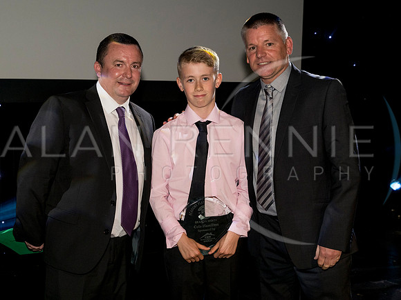 AR280419_2350