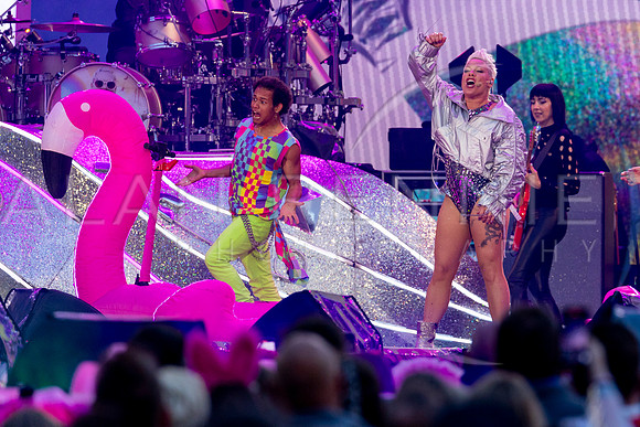 Pink_Live_AR280624_1355